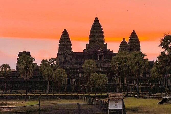 Angkor Wat Sunrise Experience – Ultimate 1-Day Guided Temple Tour - Angkor Thom: royal city scale, then Bayon’s faces