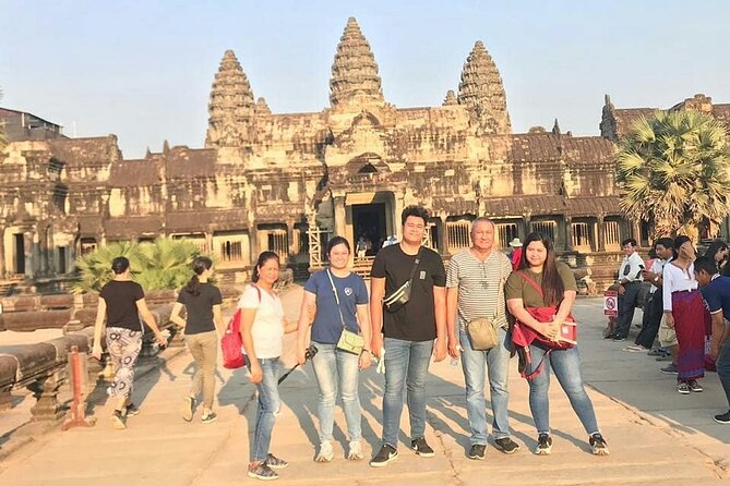 Angkor Wat Sunrise & Highlight The Most Iconic Temple - Angkor Wat Sunrise: The Light Show Starts Before Breakfast