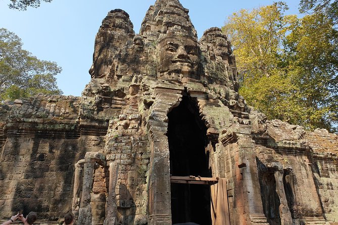 Angkor Wat Sunrise Private Full Day Tour - Angkor Thom south gate and Elephant Terrace photo moments