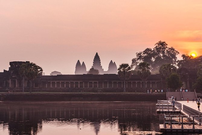 Angkor Wat Sunrise Private Tour by Tuk Tuk - Returning to Siem Reap: finishing while the day is still pleasant
