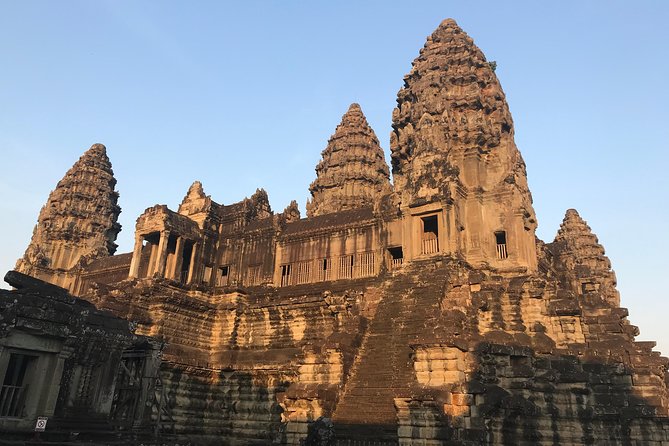 Angkor Wat Sunrise Private Tour by Vintage Jeep - The crowd-and-heat strategy behind the route