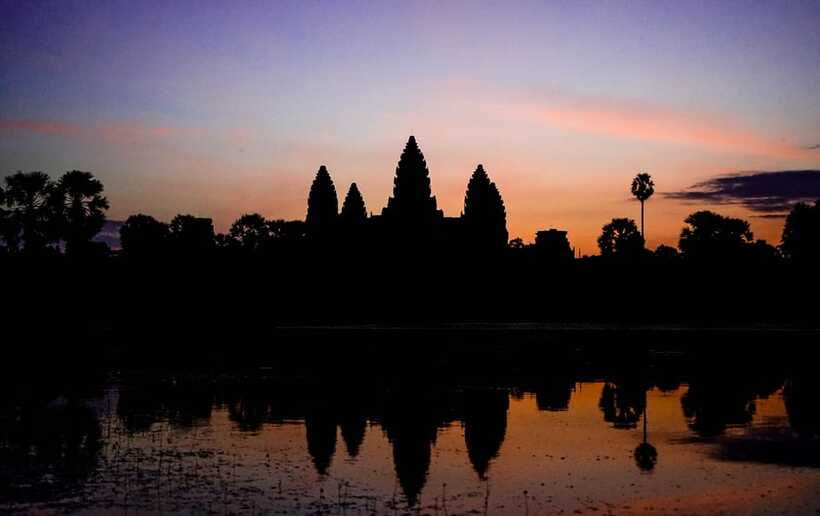 Angkor Wat Sunrise Private Tuk-Tuk Guided Tour - Lunch near the temples: a welcome reset