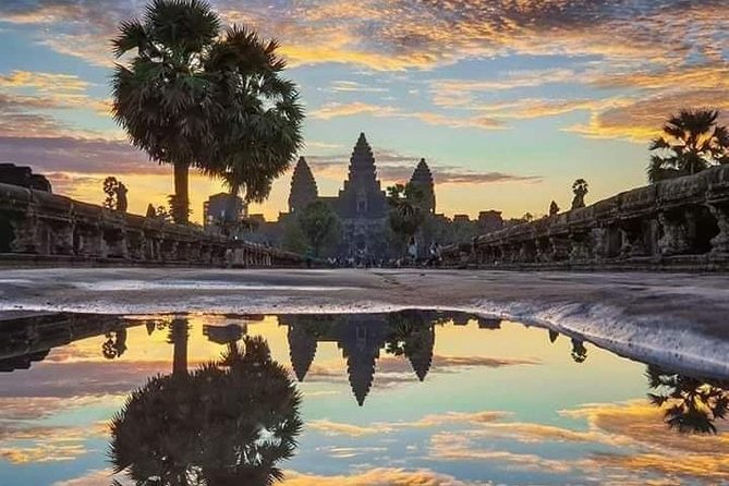 Angkor Wat Sunrise/Set Offbeat Tour by Jeep - Angkor Wat at first light: what to watch while the stone wakes up
