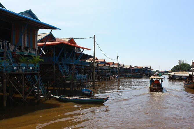 Angkor Wat Sunrise Small-Group 1-Day Tour from Siem Reap - Baphuon pyramid climb: a 30-minute workout with views