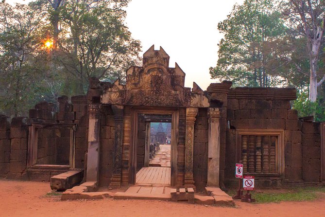 Angkor Wat Sunrise Tour: 2.5 Days with Tonle Sap Lake - Preah Khan, Ta Prohm, and Ta Nei: Roots, Crumbling Stone, and a Buddha Temple