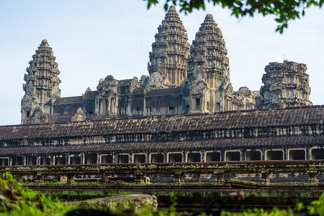 Angkor Wat Sunrise Tour - 4:30 a.m. pickup to Angkor Wat: the day starts in darkness