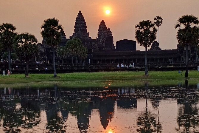 Angkor Wat Sunrise Tour - Terrace of the Elephants: ceremonies in stone