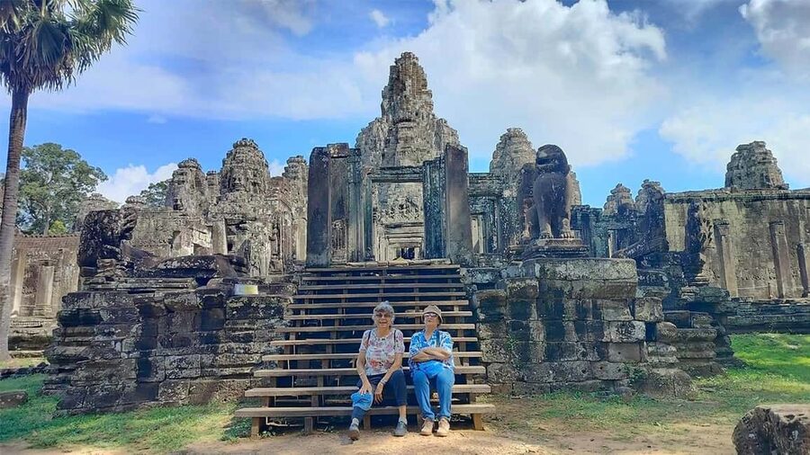 Angkor Wat Sunrise Tour Half-Day (Join-In-Tour) - Bayon Temple: 216 smiling faces that are easier to understand in person
