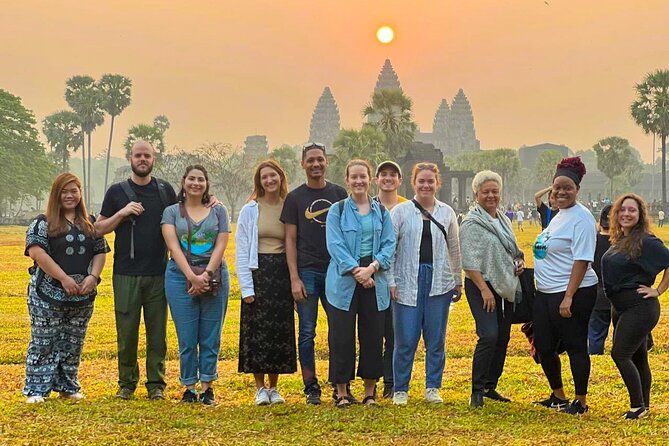 Angkor Wat Sunrise tour with Small - Group and Guide tours - Key things that make this Angkor Wat sunrise tour worth your time