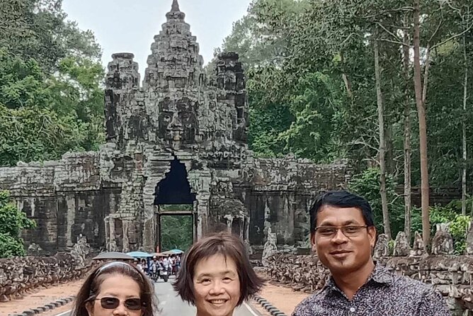 Angkor Wat Sunrise Tours to Bayon and Ta Prohm Temple - Private transport that saves your energy (and your temper)
