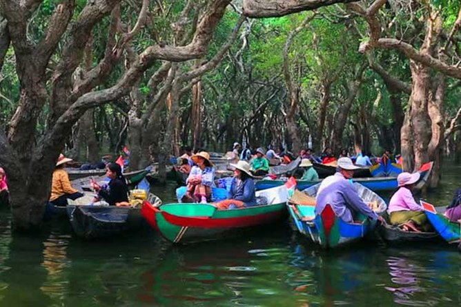 Angkor Wat Temples & Tonle Sap Lake Private Day Tour - The real value: temples morning, living lake afternoon