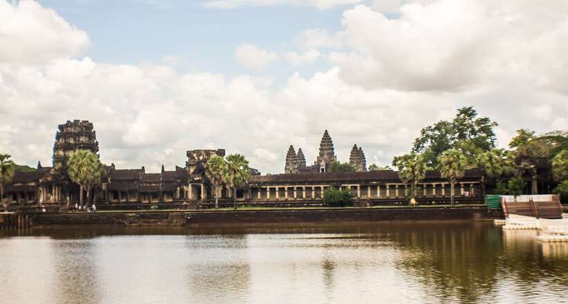 Angkor Wat: Tuk Tuk and Walking Tour - Pacing, Crowds, and Getting the Most Out of 7 Hours