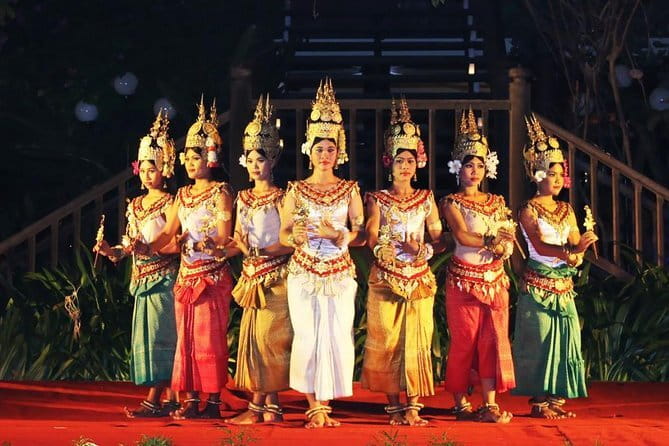 Apsara Dance Performance Including Buffet Dinner and Hotel Pickup - Key takeaways before you go