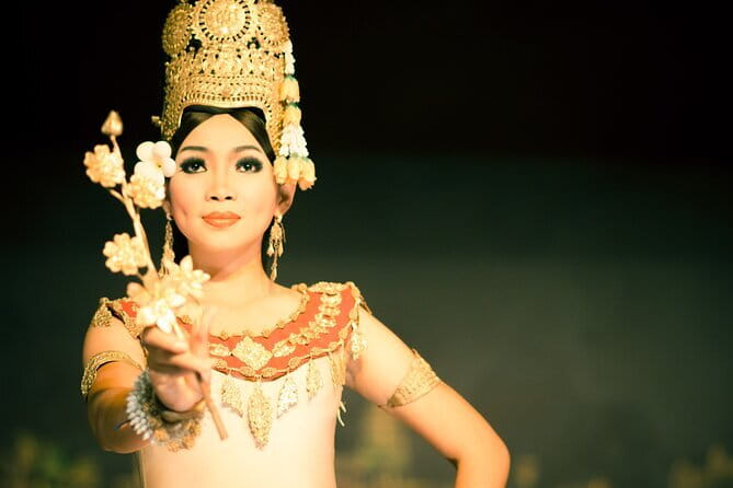 Apsara Dance Performance Including Buffet Dinner and Hotel Pickup - Who this is best for (and who should rethink it)