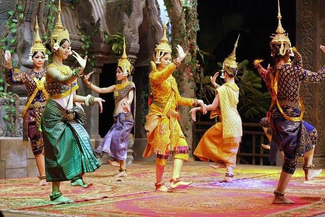 Apsara Dance Performance - Including Buffet Dinner & Hotel Pickup - Seating, crowd size, and the view: how to make the best of the theatre