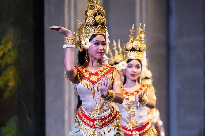 Apsara Dance Show with Buffet Dinner and Transportation Included - Buffet dinner with Khmer dishes: what variety looks like in practice