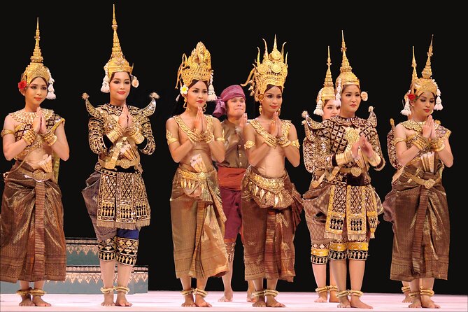 Apsara Dance Show with Dinner by Tuk-Tuk Roundtrip Transfer - Entering the venue: that curving stone stage with water and tropical flowers