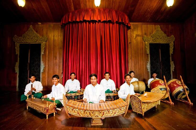 Apsara Performance include Dinner & hotel pick up - Key highlights at a glance