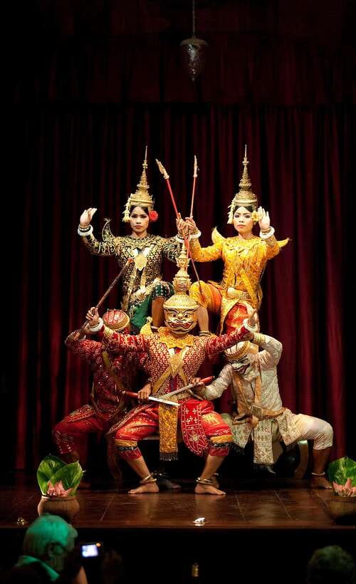 Apsara Performance include Dinner & hotel pick up - From Your Hotel to the Theatre: Tuk-Tuk Timing in Siem Reap