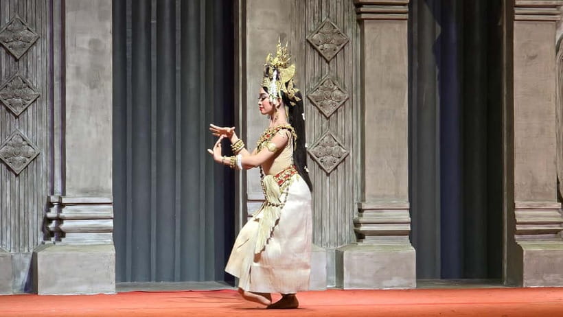 Apsara Performance with Dinner include Pick up & Drop off - The Tuk-Tuk Pickup That Sets the Tone for a Relaxed Evening