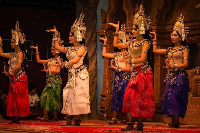 Apsara Theatre Performance include Dinner - Pickup Timing: Why Leaving 30 Minutes Early Saves Your Night