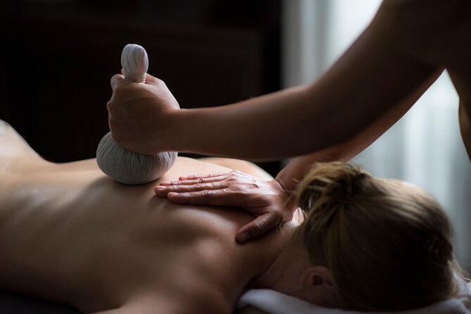 AROMATHERAPY MASSAGE 90 mins - Should you book this Sokkhak aromatherapy massage?