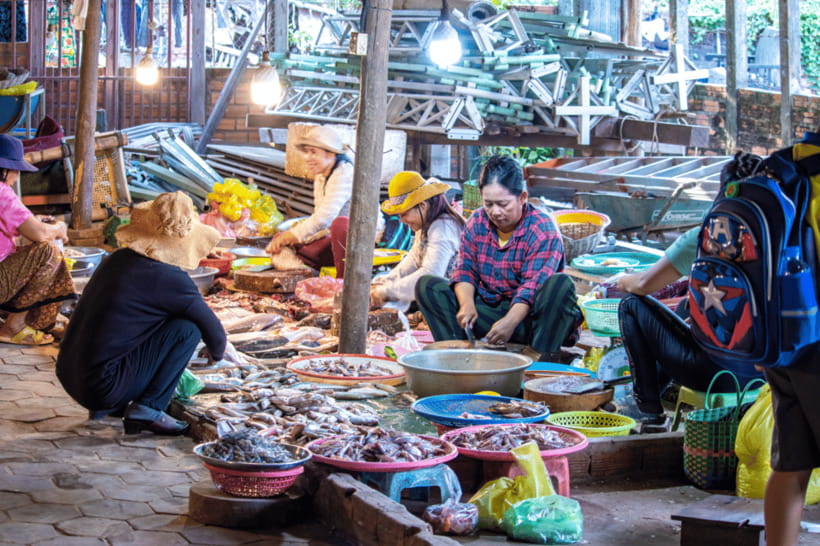 Authentic Siem Reap: Tuk Tuk Countryside and Sunset Tour - Rice wine distillation: the farm story you can taste