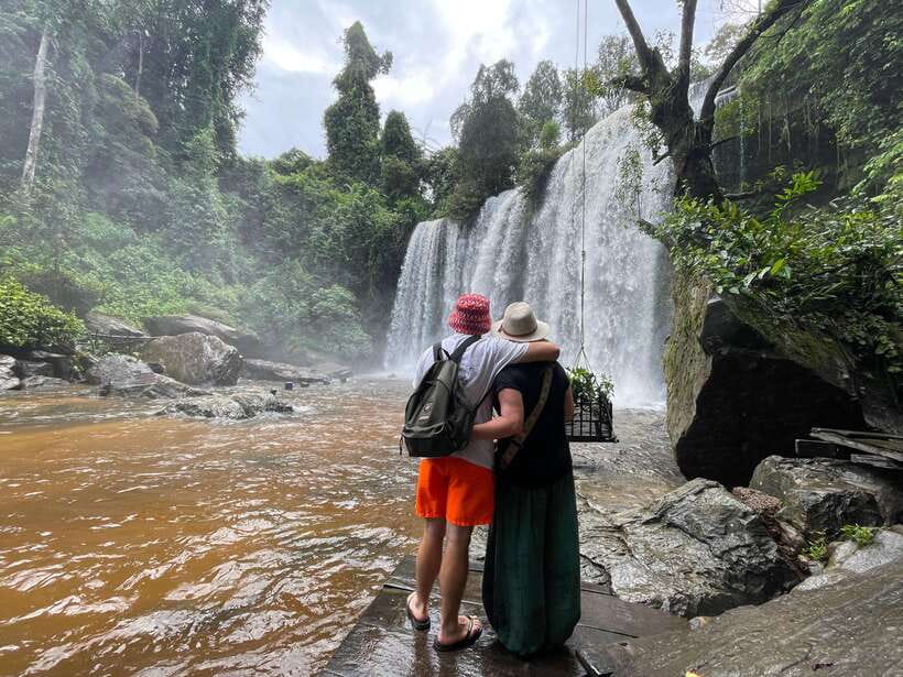 Banteay Srei, Kulen Waterfall & Beng Mealea Small-Group Tour - Pickup, small-group pace, and why the guide matters
