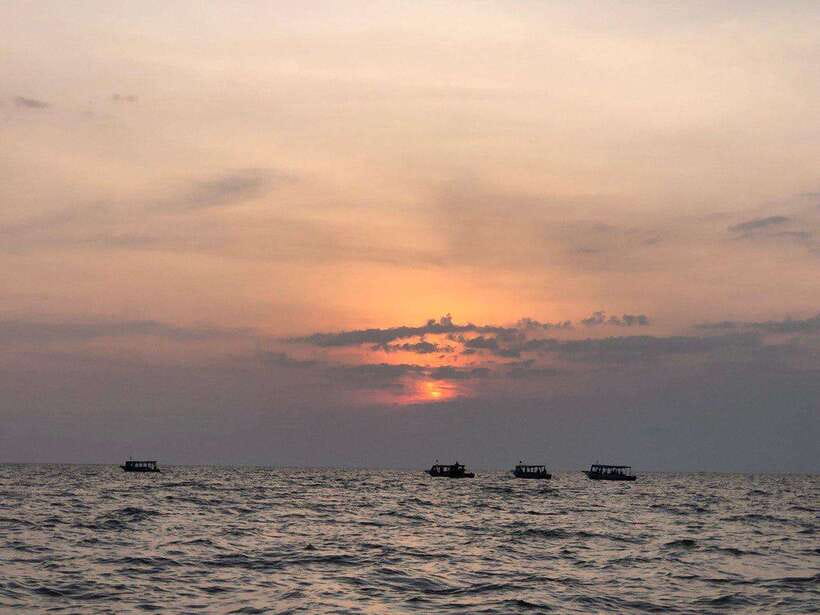 Beng Melea, Rolous Group & Kompong Phluk Floating Village - Sunset on Tonle Sap: why this timing matters