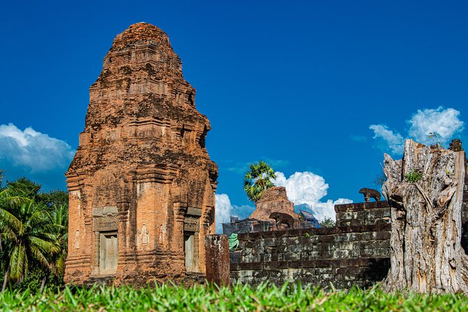Best of Angkor Temples 3 Days Private Tour from Siem Reap - Angkor Wat and the surrounding core: seeing the complex like a map