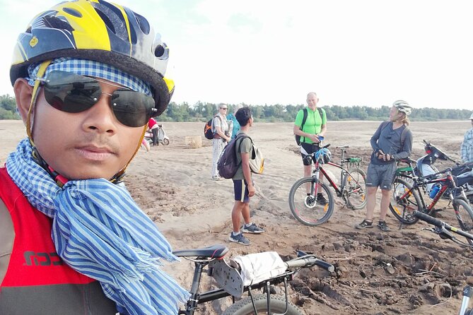 Biking Explore Banteay Srei & Kbal Spean - Banteay Srei Temple: Pink Sandstone + Tight Focus
