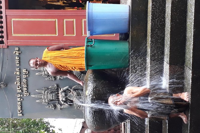 Buddhist Water Blessing and Real Life Experience with Local - Preah Ang Chek Preah Ang Chom: Seeing How Khmer Prayer Works