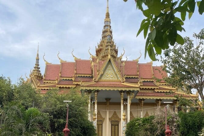 Cambodia Private Taxi - Siem Reap & Angkor Wat Temple Area Tour - Price and value: why $95 per group can work (or not)