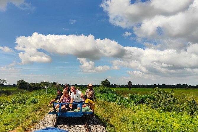 Cambodia Tours Siem Reap Phnom Penh Private Ride By Cars - Hotel pickup in Siem Reap: what “easy start” looks like