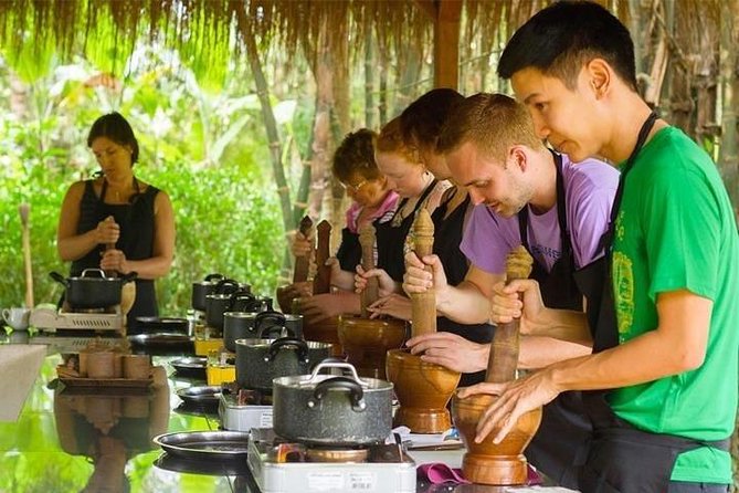 Cambodian Private Cooking Class at a Local's Home - Tuk-Tuk Pickup and the Market Loop That Sets the Flavor
