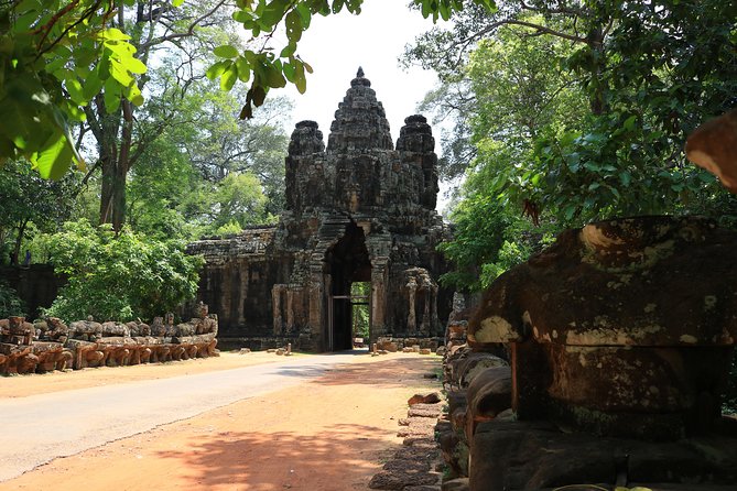 Classic Angkor Wat Sunrise or Sunset Private and Small GroupTour - What to wear and bring so the day feels easy