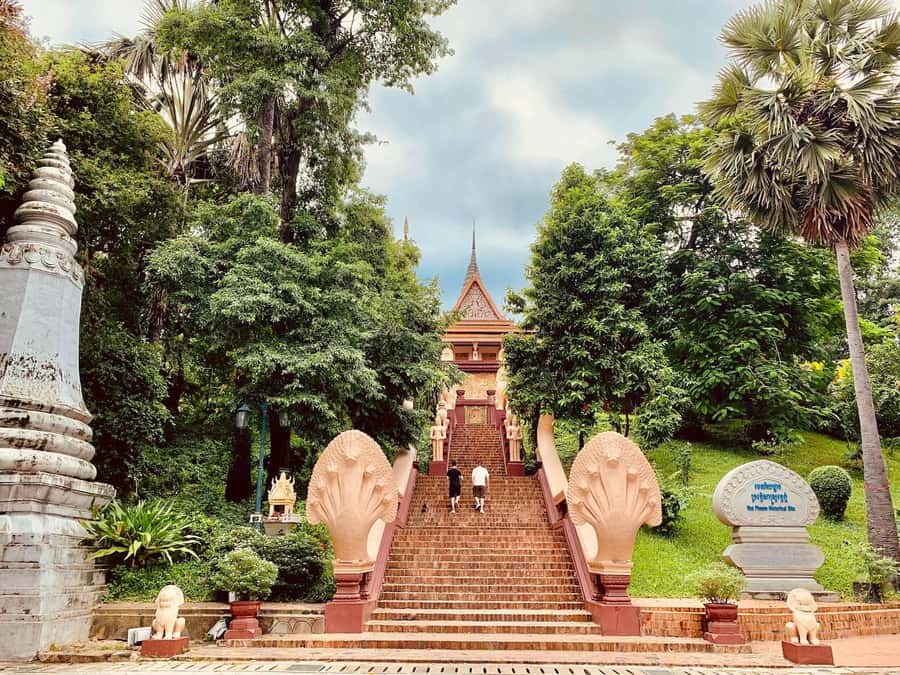 Day trip from Sihanoukville to Phnom Penh for Cruise Ship - Tuol Sleng Genocide Museum: When the Day Turns Heavy
