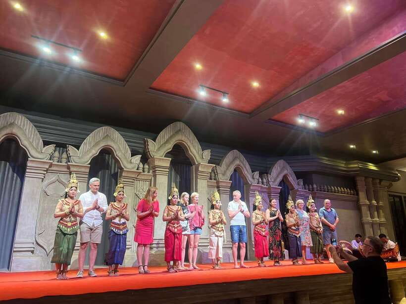 Dinner Show Apsara Dance, Pickup round trip included - Who This Dinner Show Suits Best (and Who Should Consider Alternatives)