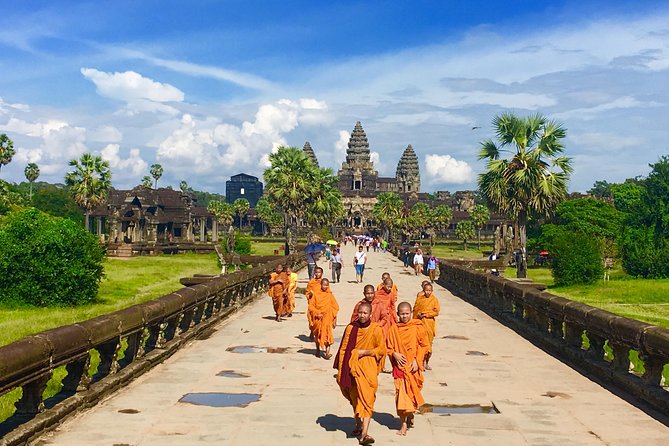 Discover Cambodia 8 Days from Siem Reap to Koh Trong -Phnom Penh - Day 7: Phnom Penh Royal Palace, Silver Pagoda, Wat Phnom, and the Genocide Sites