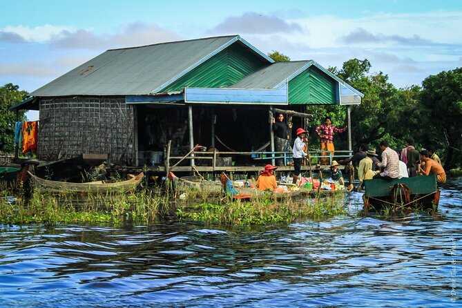 discover floating villages and tonle sap lake by boat - Time on Tonle Sap: why the lake can look totally different day to day