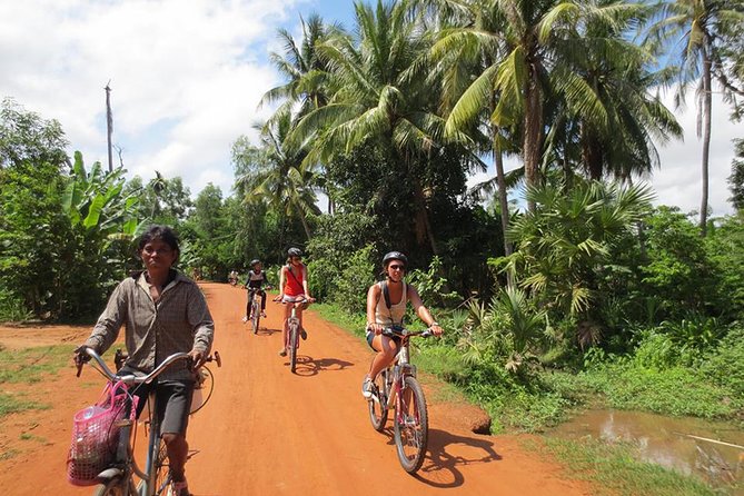 East Corner of Siem Reap - Roluos Group & Countryside - Hariharalaya and the Roluos Group: Preah Ko, Bakong, Lolei