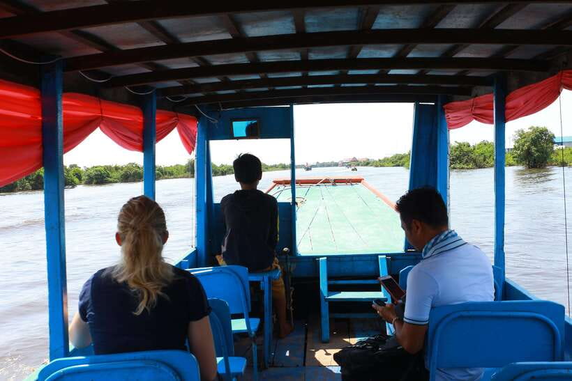 Exploring the Enchanting Kampong Phluk Floating Village - Why Kampong Phluk Looks Like It Breaks the Rules