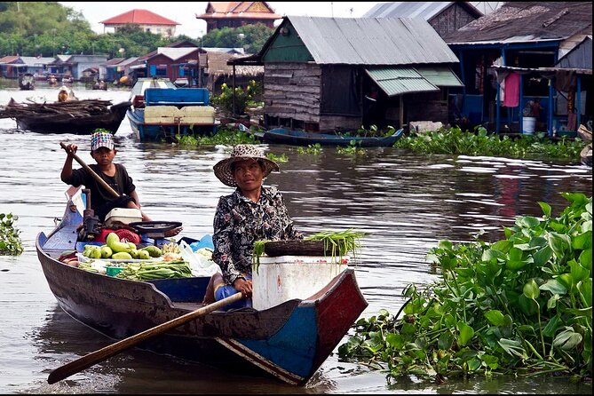 Floating Village-Mangrove Forest Private Tonle Sap Lake Boat Tour - Ro Lous Market and Wat Bo: old Siem Reap flavor between boats