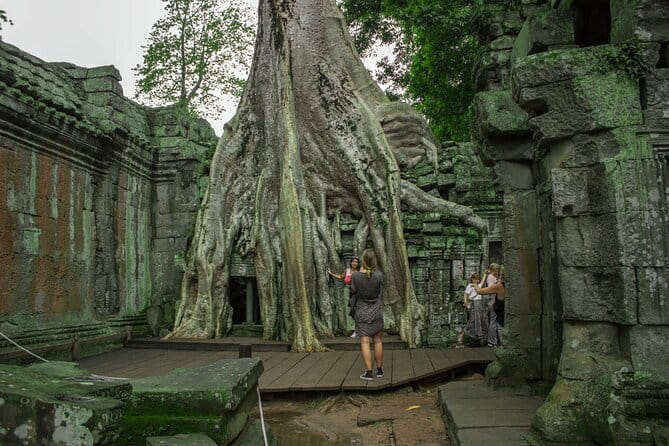 (Free eSim) Classic Angkor Wat Sunrise Full Day Tour - Tickets, dress code, and what to pack for a smooth day