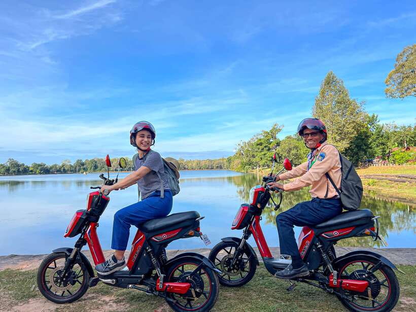 From Siem Reap: Angkor Wat Sunrise and Temples E-Bike Tour - Angkor Wat Sunrise: The View, the Walk, and What to Watch For