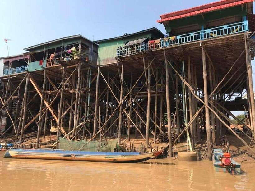 From Siem Reap: Floating Village Tour by Boat - Kompong Phluk boat time: stilt villages, markets on the move, and fish-farm views