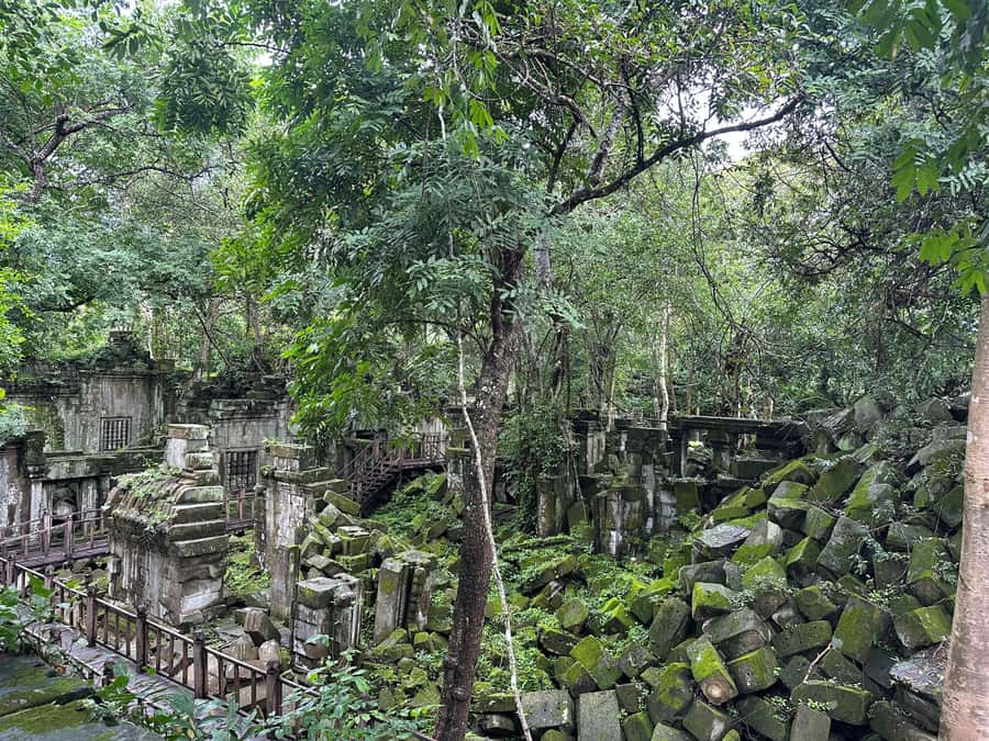 From Siem Reap: Half-Day Tour to Beng Mealea Temple - Should You Book This Half-Day Beng Mealea Tour?