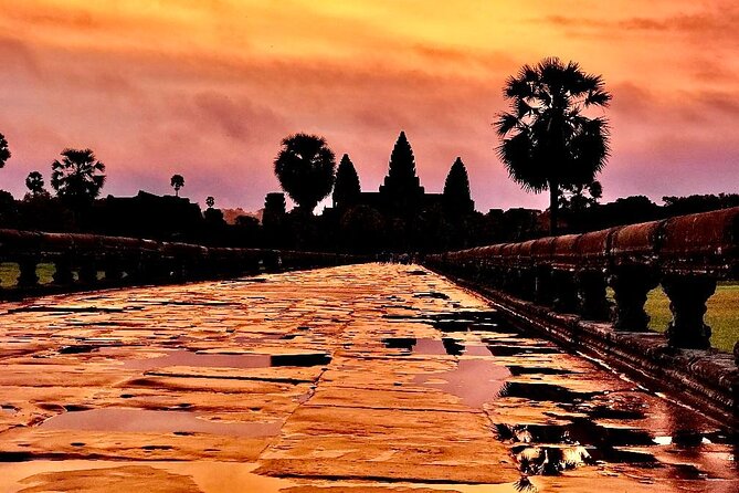 Full Day Angkor Complex by Tuk Tuk - (Optional Sunrise) - Angkor Wat sunrise at 4:30am: what you’re really buying