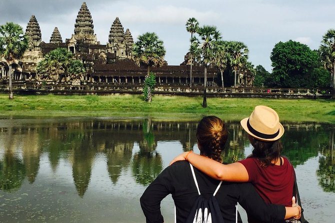 Full Day Angkor Park with Sunset by Tuk Tuk - Pickup, start time, and what to pack for a hot day