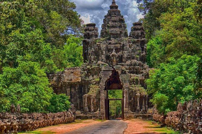 Full-Day Angkor Wat Sunrise & Sunset & All Must-See Private Tour - Ta Prohm: the giant roots, the movie connection, and why it’s worth slowing down